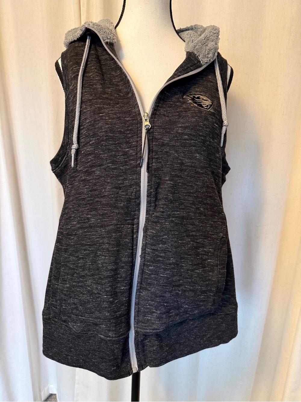 Oregon State Beavers Antigua Sherpa Lined Hooded Vest Women’s XL